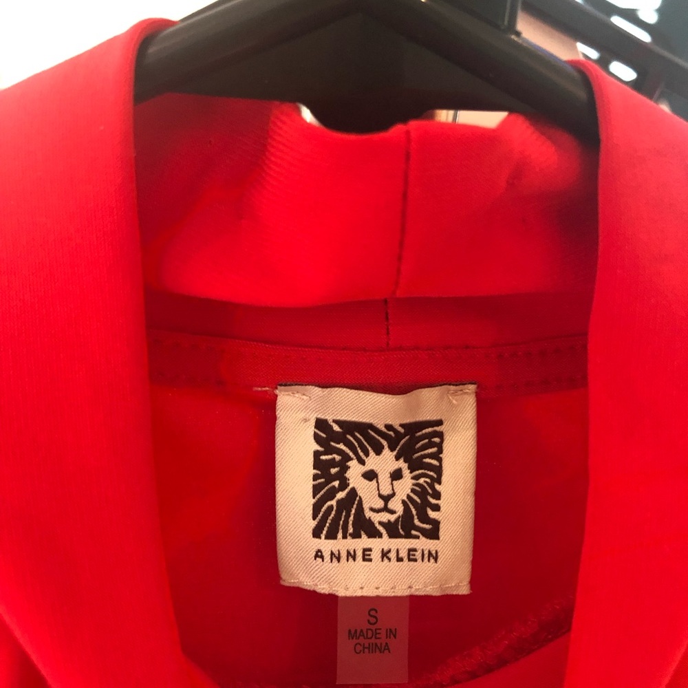 Red Blouse - Picture 4 of 4